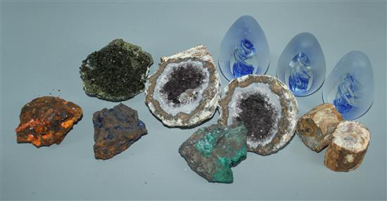 Qty of minerals etc